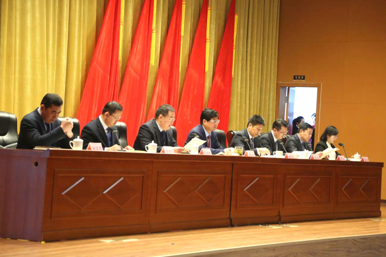 潔晶集團被評為經(jīng)開區(qū)經(jīng)濟發(fā)展貢獻獎企業(yè)