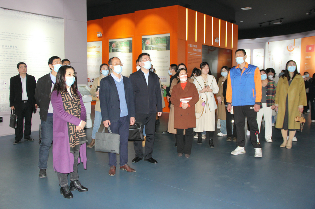 “青鳥計劃·就業(yè)服務季”高校學生企業(yè)行走進潔晶